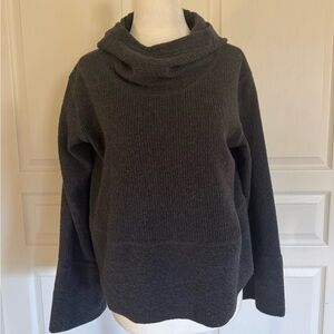 Lululemon Dark Gray Hoodie with ribbed details
